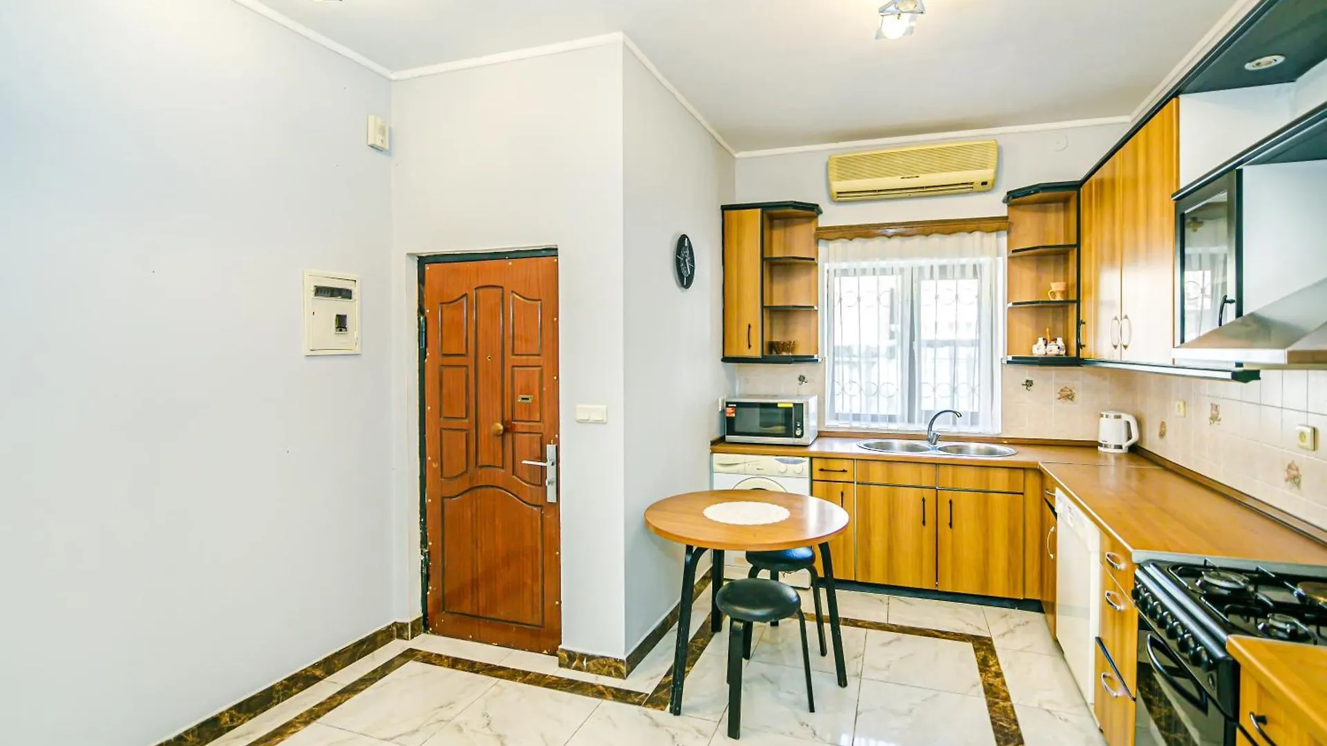 Apartments Formula 1 On Niyazi With Balconies Baku