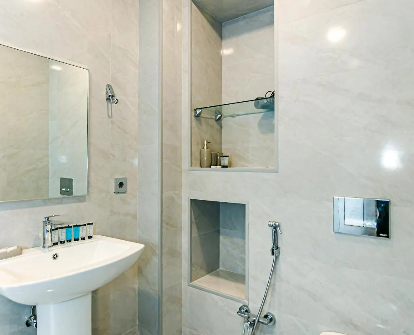 Apartments Formula 1 On Niyazi With Balconies Baku