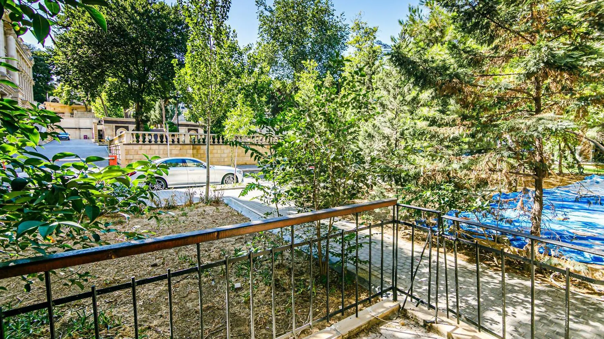 Apartments Formula 1 On Niyazi With Balconies Baku